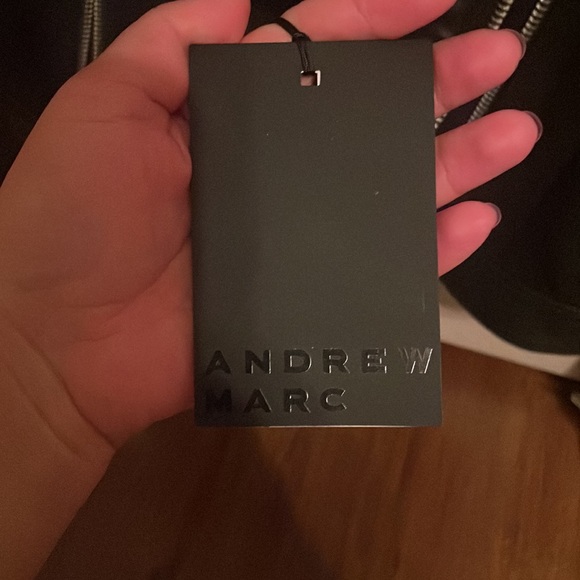 Andrew Marc leather jacket - Picture 2 of 4